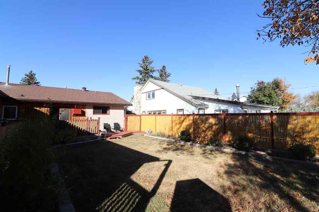 MLS® A2265285 - 235 5 Street SE in NONE Redcliff, Residential