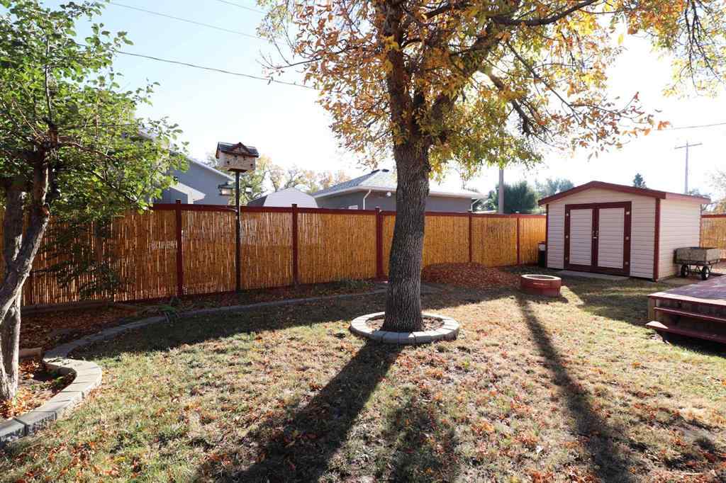 MLS® A2265285 - 235 5 Street SE in NONE Redcliff, Residential