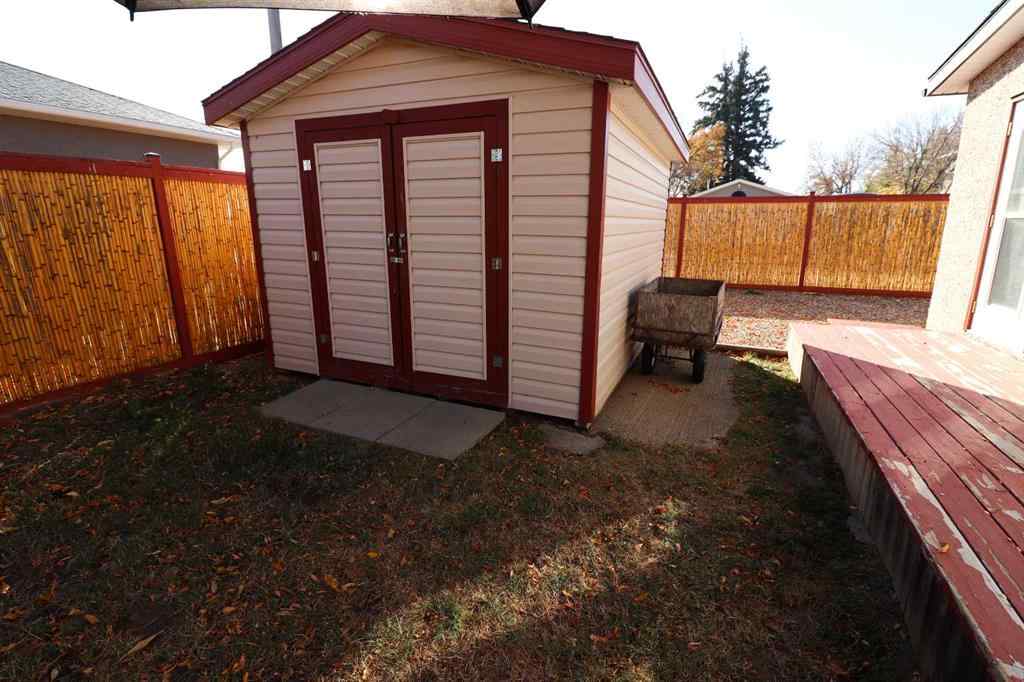 MLS® A2265285 - 235 5 Street SE in NONE Redcliff, Residential