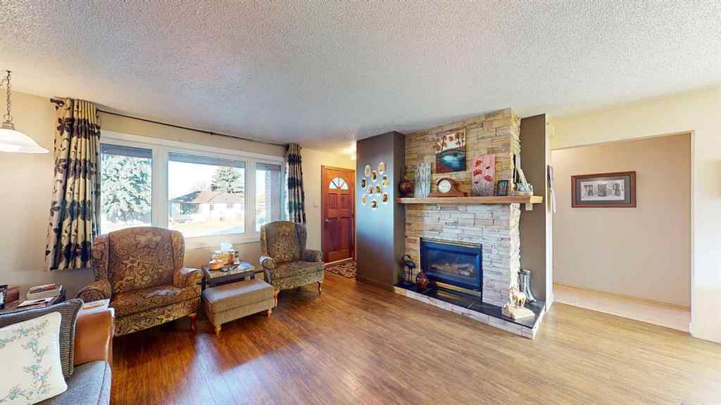 MLS® A2265285 - 235 5 Street SE in NONE Redcliff, Residential
