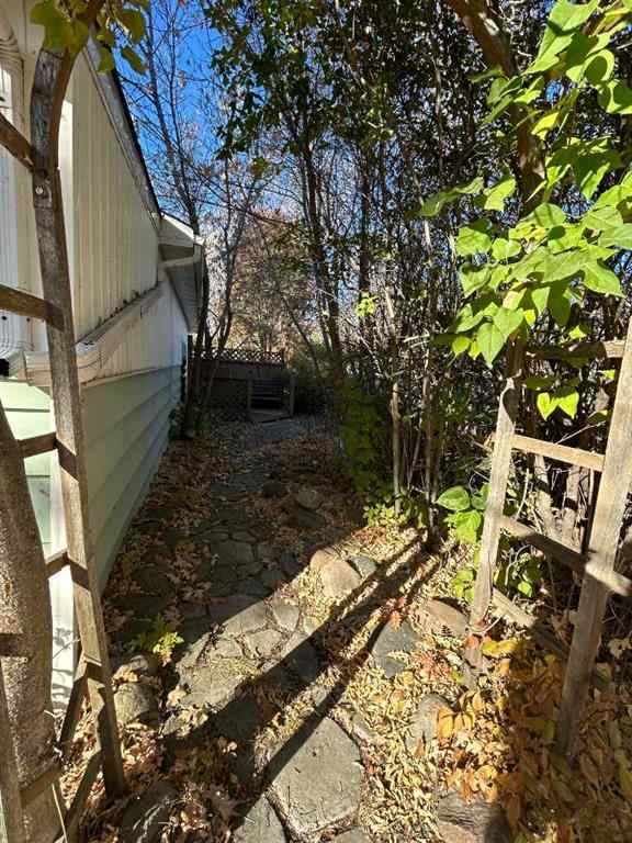 MLS® A2265289 - 4516 46 Street  in Augustana Camrose, Residential