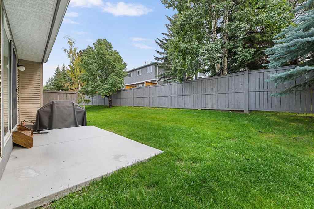 MLS® A2265294 - 27 Cedarwood Lane SW in Cedarbrae Calgary, Residential