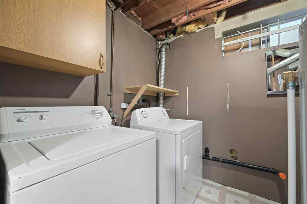 MLS® A2265295 - 128 Castlegreen Close NE in Castleridge Calgary, Residential