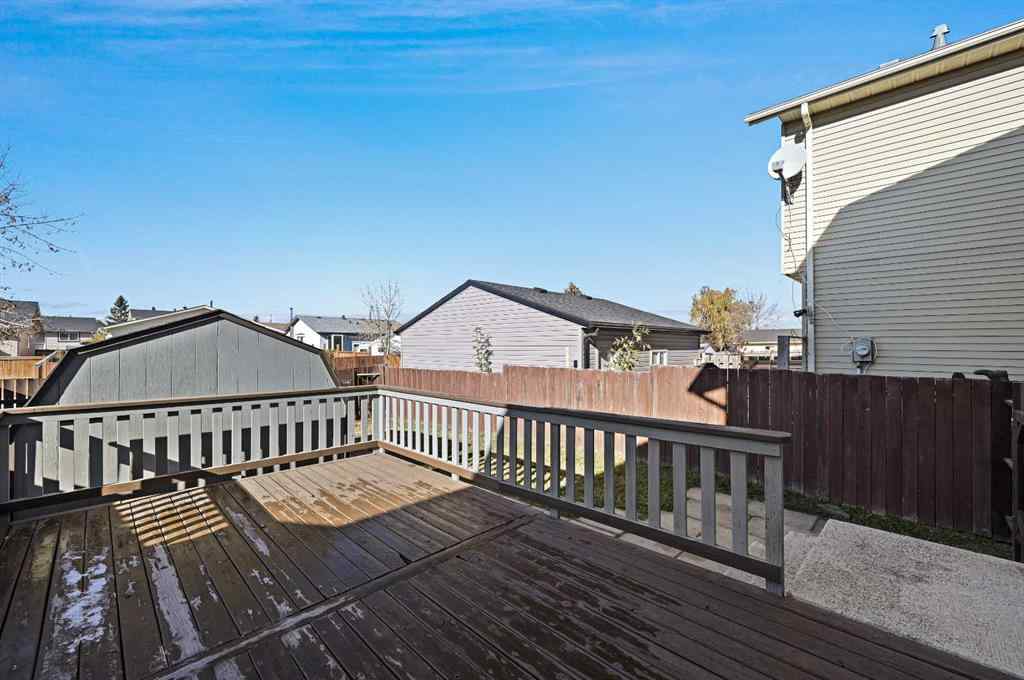 MLS® A2265295 - 128 Castlegreen Close NE in Castleridge Calgary, Residential