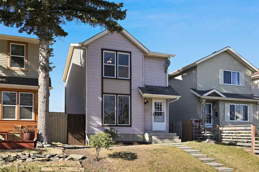MLS® A2265295 - 128 Castlegreen Close NE in Castleridge Calgary, Residential