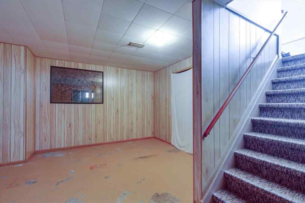 MLS® A2265300 - 23 Spencer Street  in Sunnybrook Red Deer, Residential