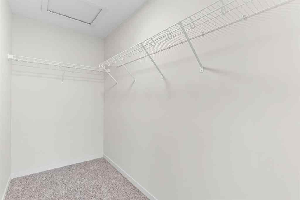 MLS® A2265301 - 105 Chelsea Glen  in Chelsea_CH Chestermere, Residential