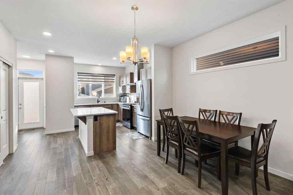 MLS® A2265301 - 105 Chelsea Glen  in Chelsea_CH Chestermere, Residential