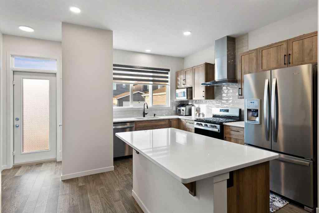 MLS® A2265301 - 105 Chelsea Glen  in Chelsea_CH Chestermere, Residential