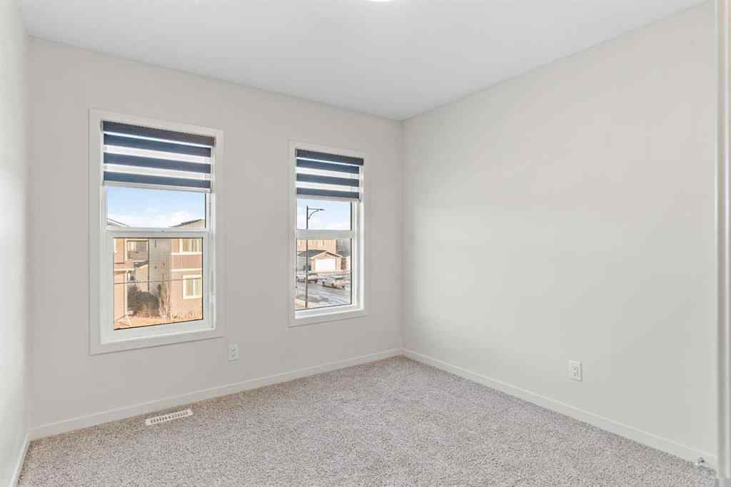 MLS® A2265301 - 105 Chelsea Glen  in Chelsea_CH Chestermere, Residential