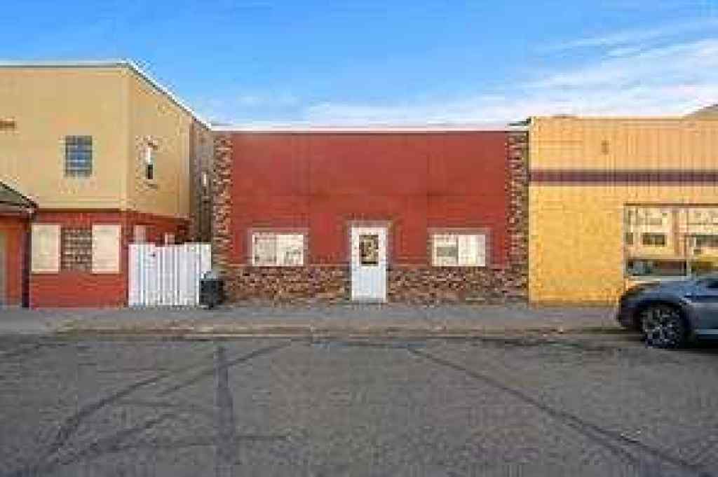 MLS® A2265303 - 5016 50th street Street  in NONE Daysland, Commercial