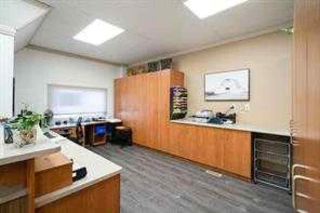 MLS® A2265303 - 5016 50th street Street  in NONE Daysland, Commercial