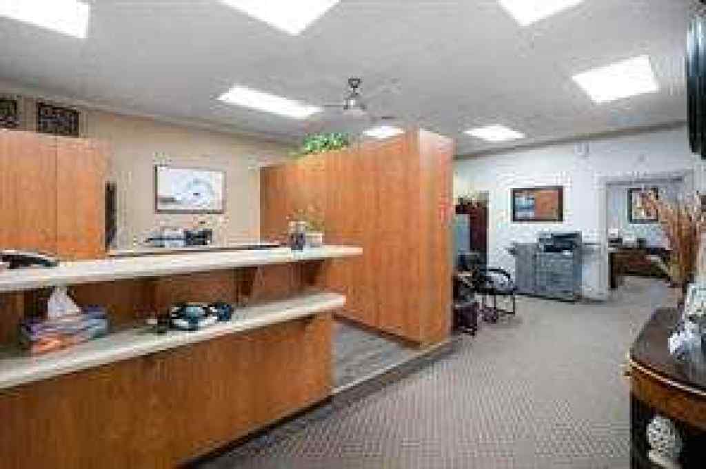 MLS® A2265303 - 5016 50th street Street  in NONE Daysland, Commercial