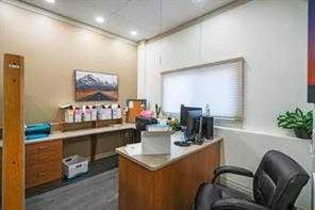 MLS® A2265303 - 5016 50th street Street  in NONE Daysland, Commercial