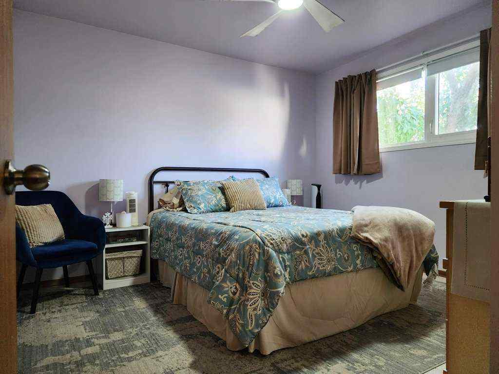 MLS® A2265304 - 2413 9 Avenue N in Park Meadows Lethbridge, Residential