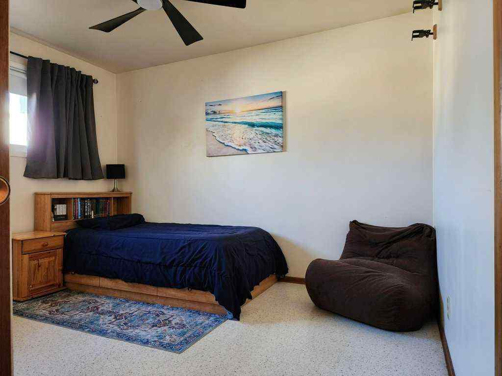 MLS® A2265304 - 2413 9 Avenue N in Park Meadows Lethbridge, Residential