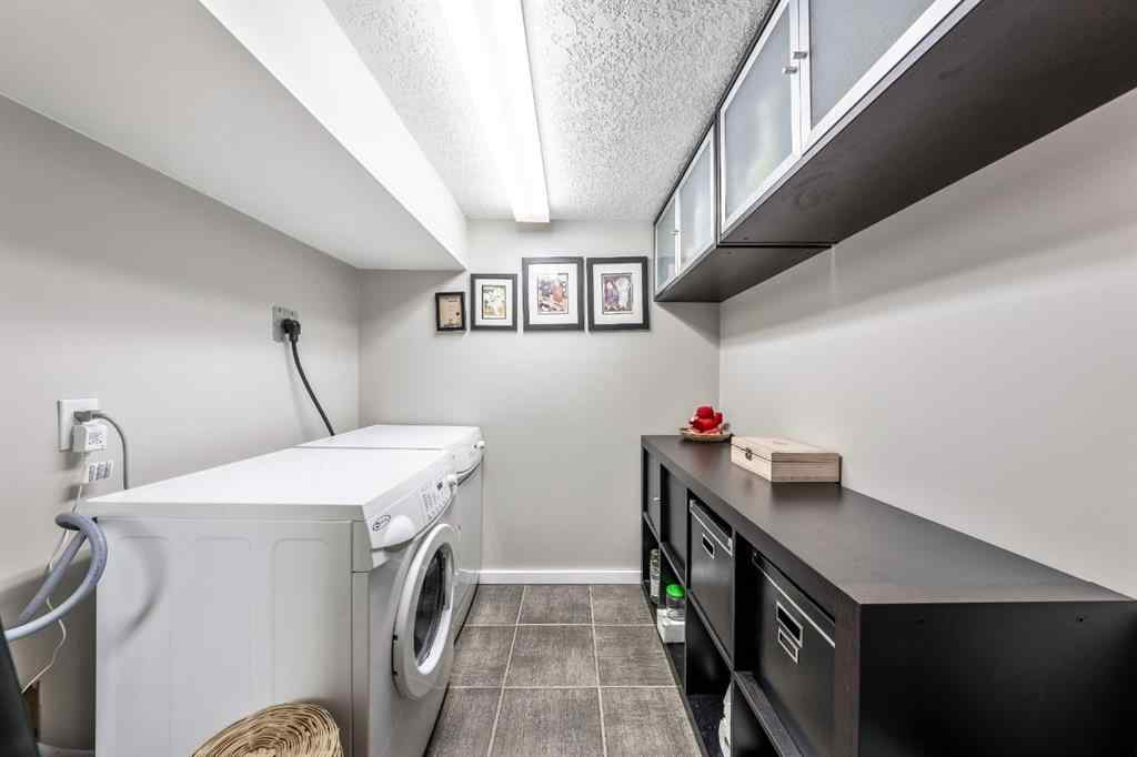 MLS® A2265306 - 2616 28 Street SW in Killarney/Glengarry Calgary, Residential