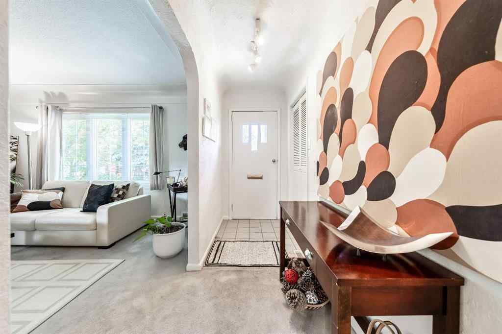 MLS® A2265306 - 2616 28 Street SW in Killarney/Glengarry Calgary, Residential