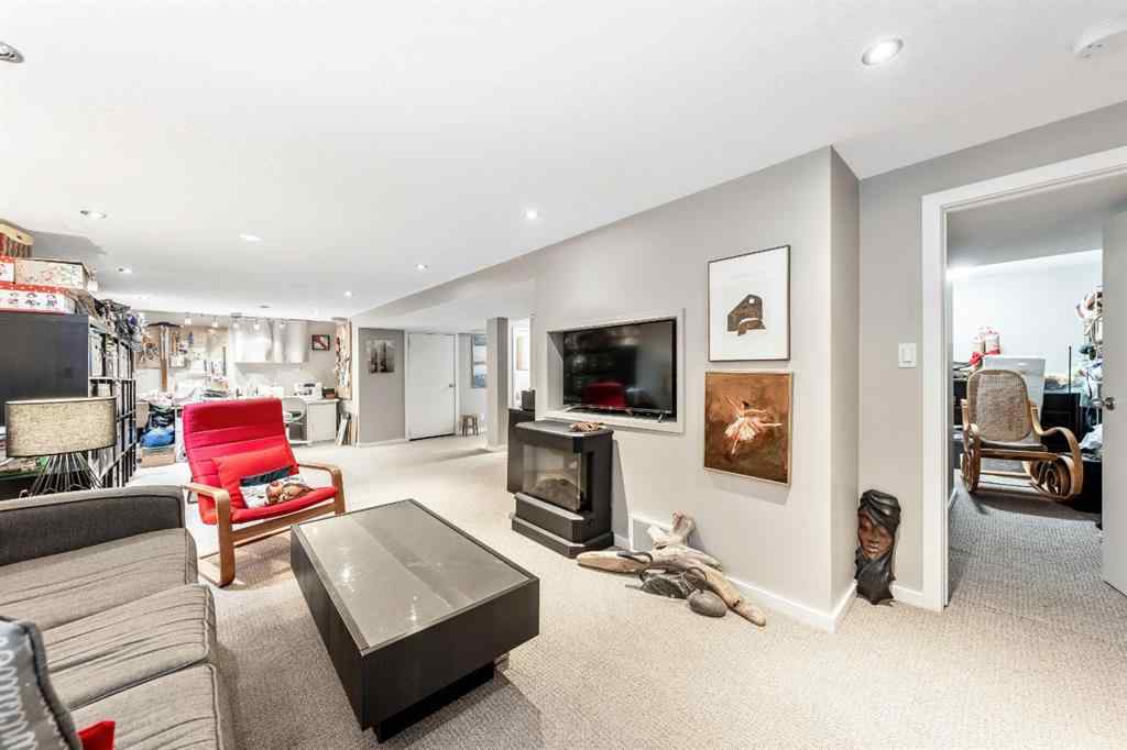 MLS® A2265306 - 2616 28 Street SW in Killarney/Glengarry Calgary, Residential