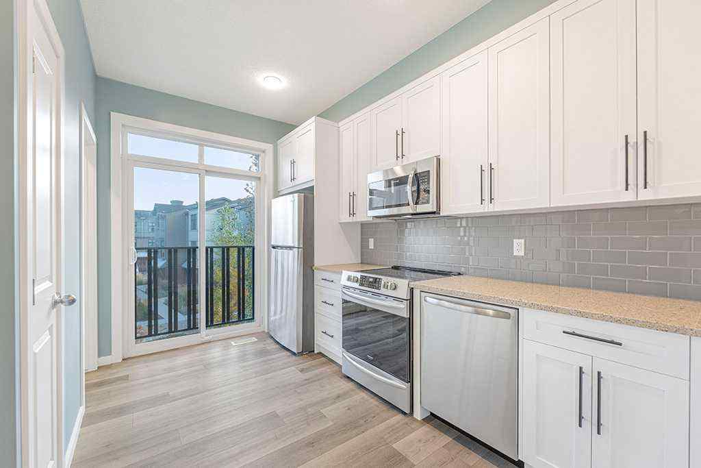 MLS® A2265314 - 25 Spring Willow Close SW in Springbank Hill Calgary, Residential