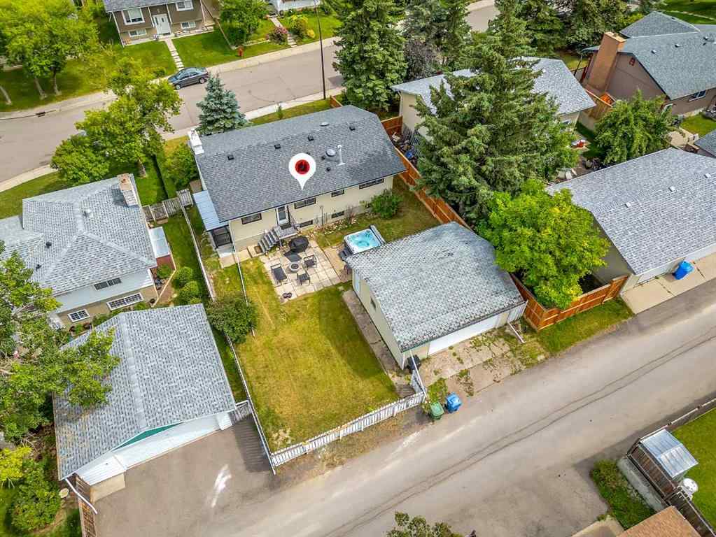 MLS® A2265319 - 7819 Hunterquay Way NW in Huntington Hills Calgary, Residential