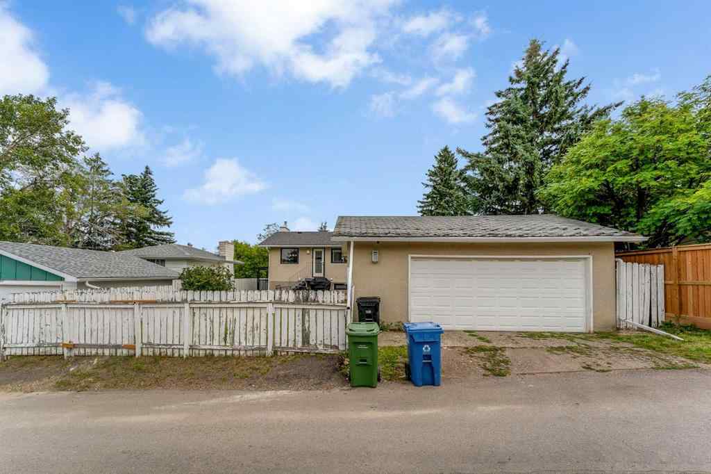 MLS® A2265319 - 7819 Hunterquay Way NW in Huntington Hills Calgary, Residential