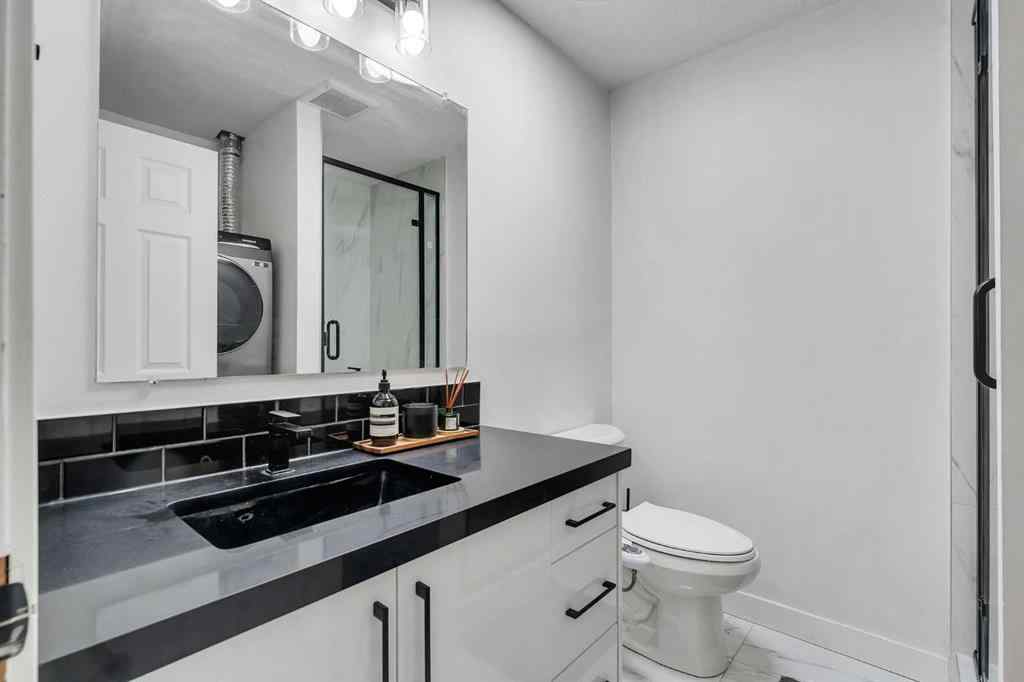 MLS® A2265319 - 7819 Hunterquay Way NW in Huntington Hills Calgary, Residential