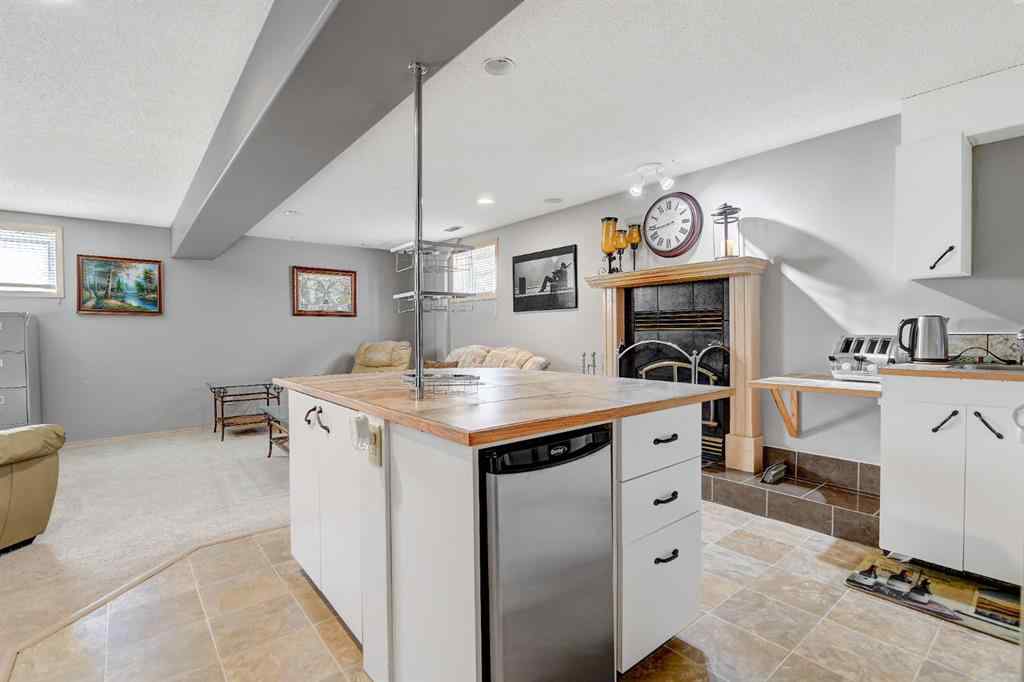 MLS® A2265322 - 10659 81 Avenue  in Mission Heights Grande Prairie, Residential