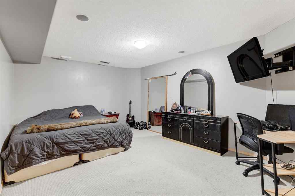 MLS® A2265322 - 10659 81 Avenue  in Mission Heights Grande Prairie, Residential