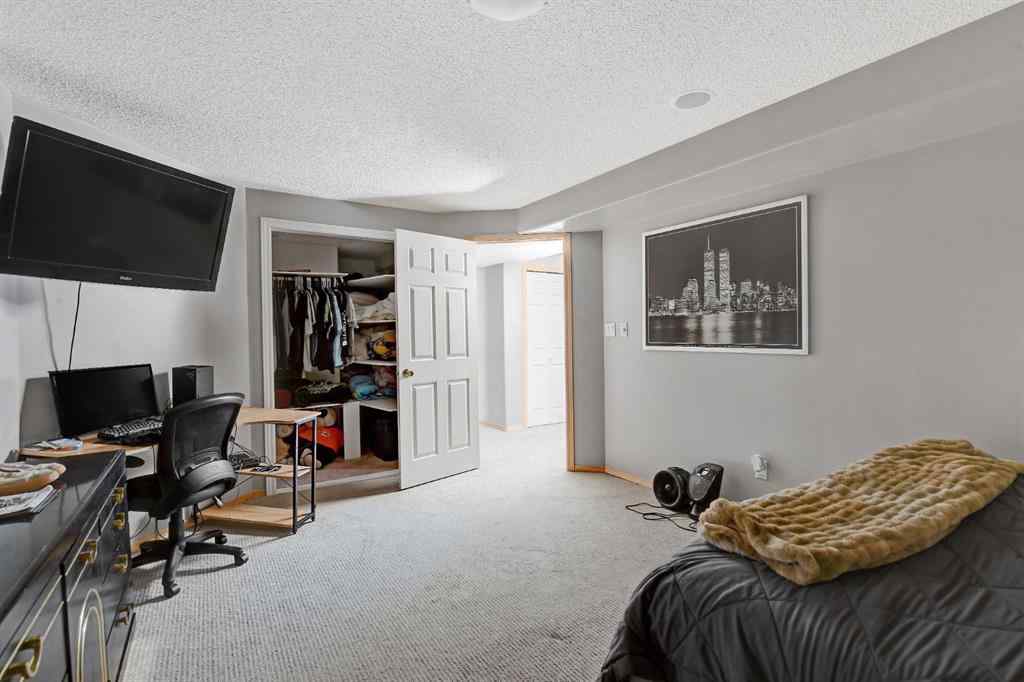 MLS® A2265322 - 10659 81 Avenue  in Mission Heights Grande Prairie, Residential