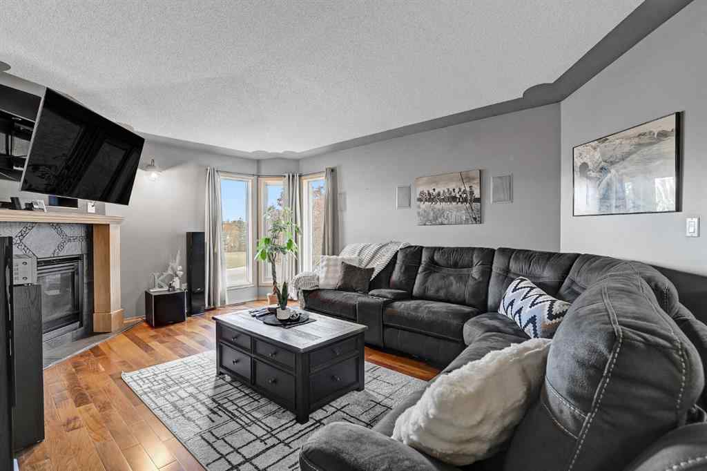 MLS® A2265322 - 10659 81 Avenue  in Mission Heights Grande Prairie, Residential