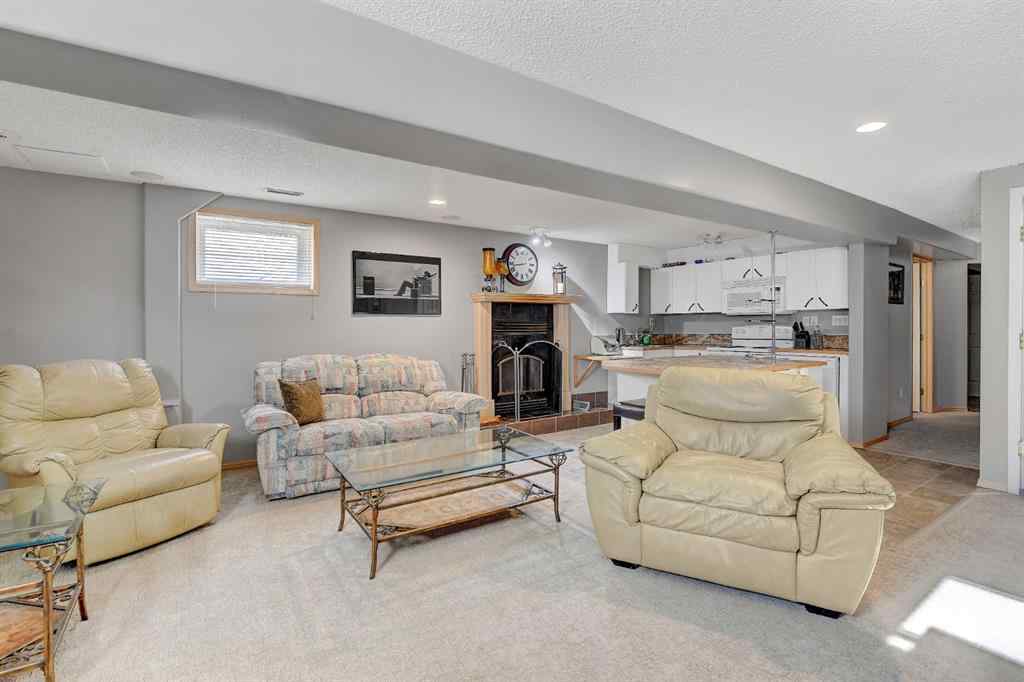 MLS® A2265322 - 10659 81 Avenue  in Mission Heights Grande Prairie, Residential