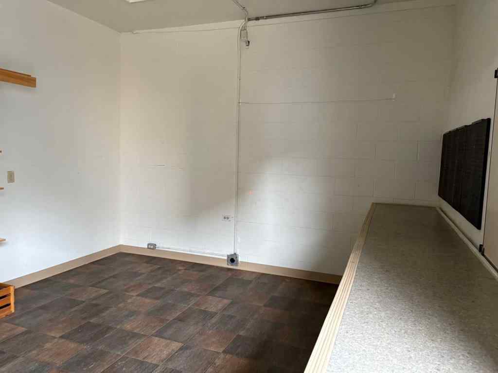 MLS® A2265326 - 5016 50 Street  in NONE Olds, Commercial