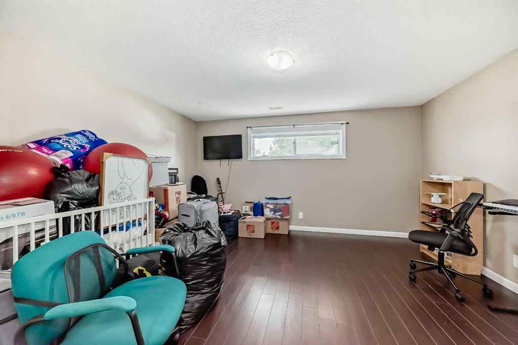 MLS® A2265327 - 30 Falmere Way NE in Falconridge Calgary, Residential