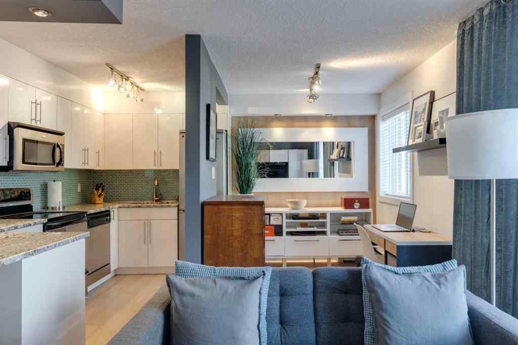 MLS® A2265329 - Unit #304 1904 10 Street SW in Lower Mount Royal Calgary, Residential