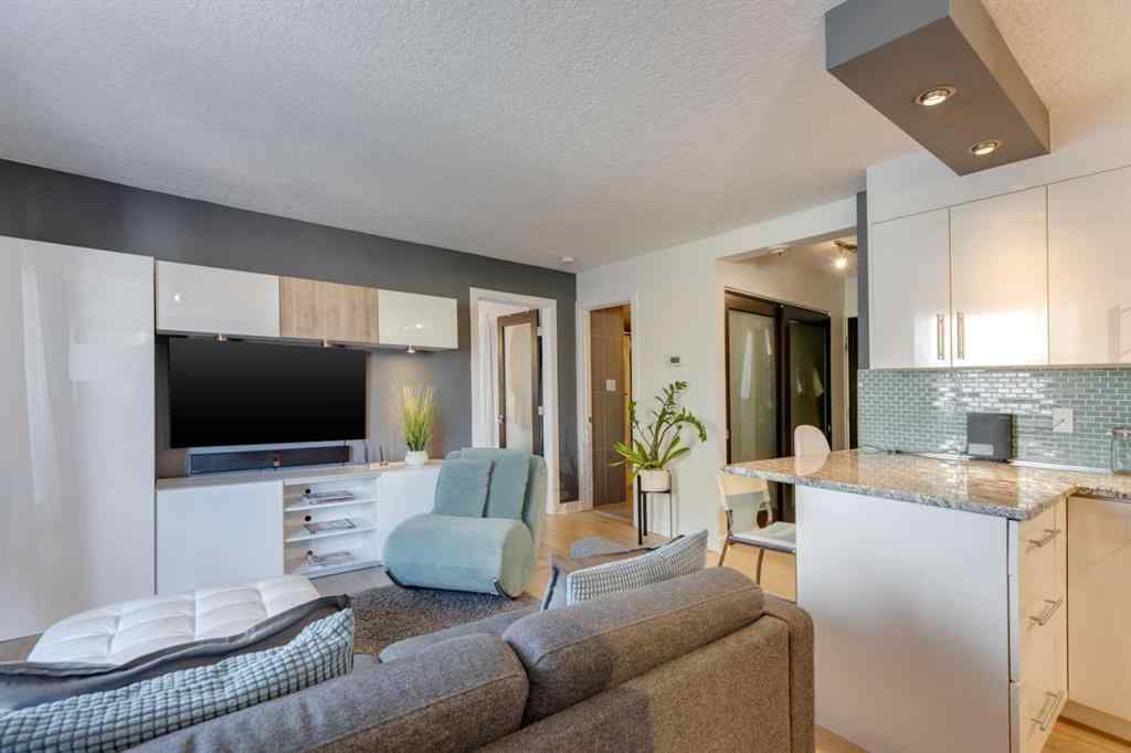 MLS® A2265329 - Unit #304 1904 10 Street SW in Lower Mount Royal Calgary, Residential