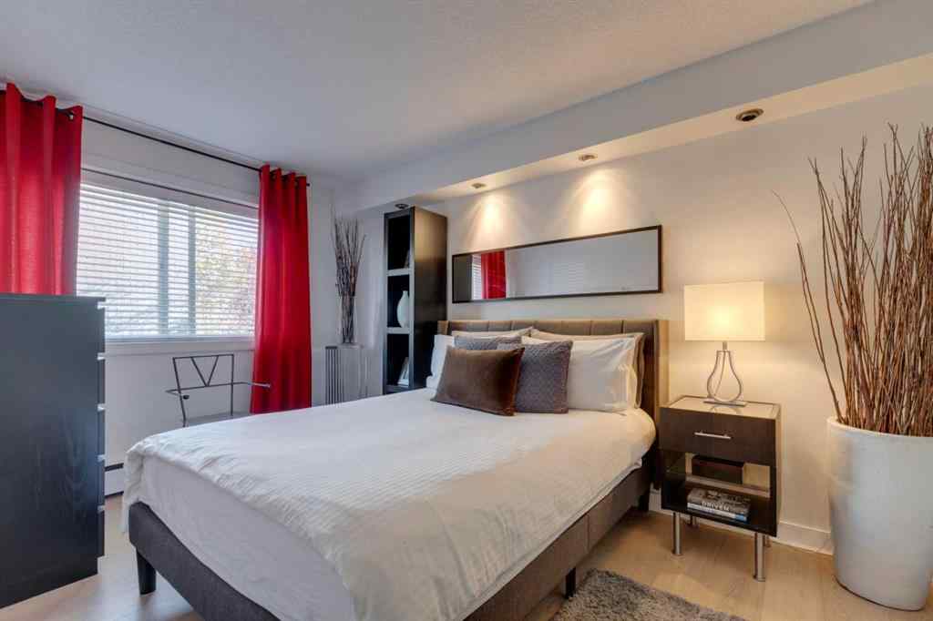 MLS® A2265329 - Unit #304 1904 10 Street SW in Lower Mount Royal Calgary, Residential