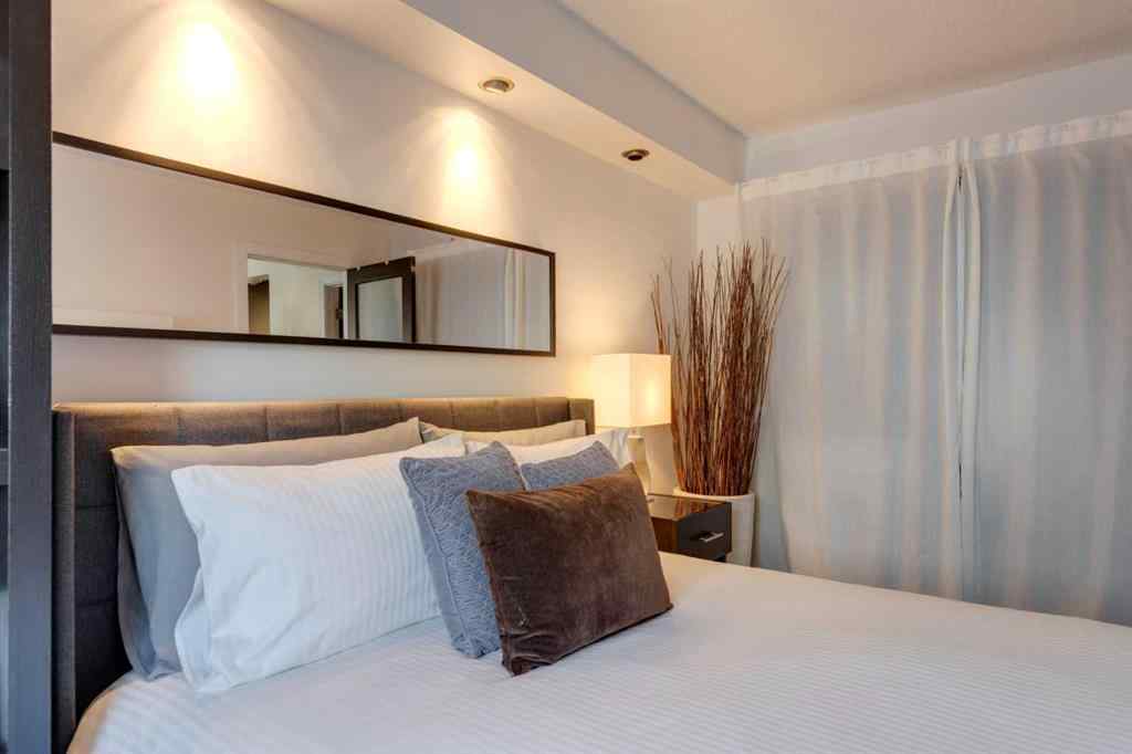 MLS® A2265329 - Unit #304 1904 10 Street SW in Lower Mount Royal Calgary, Residential