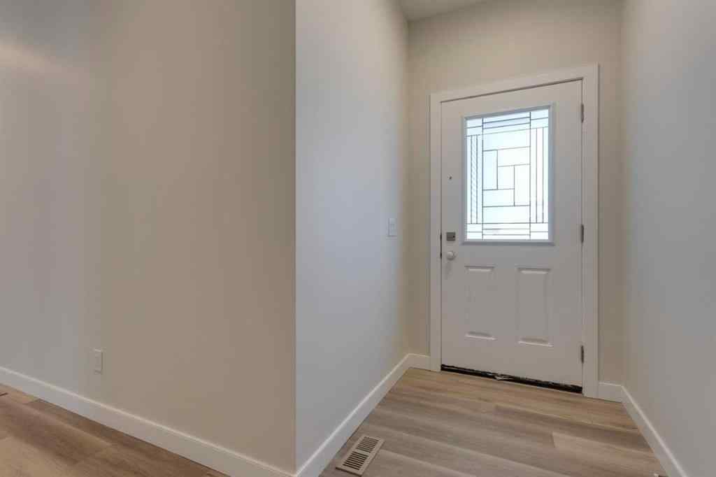 MLS® A2265334 - 304 Edith Place NW in Glacier Ridge Calgary, Residential