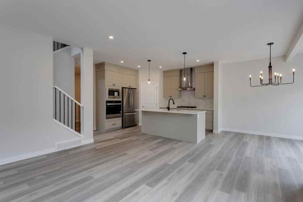 MLS® A2265334 - 304 Edith Place NW in Glacier Ridge Calgary, Residential