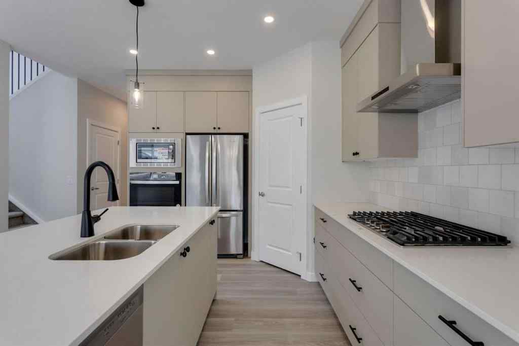 MLS® A2265334 - 304 Edith Place NW in Glacier Ridge Calgary, Residential