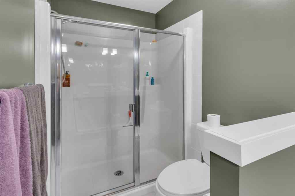 MLS® A2265335 - 374 Sundown Road  in Sunset Ridge Cochrane, Residential