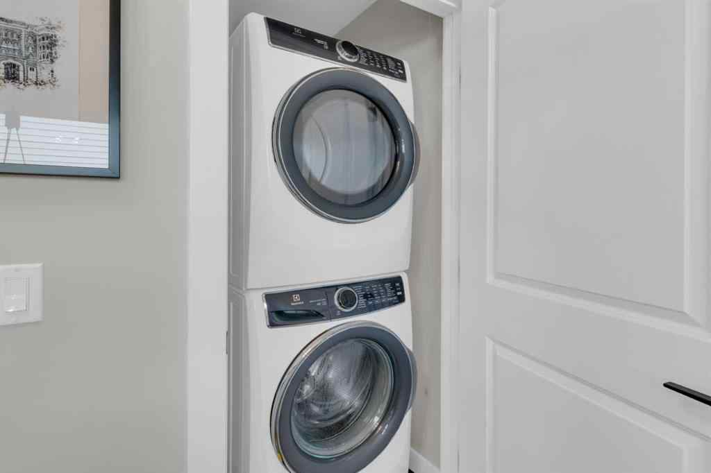 MLS® A2265335 - 374 Sundown Road  in Sunset Ridge Cochrane, Residential