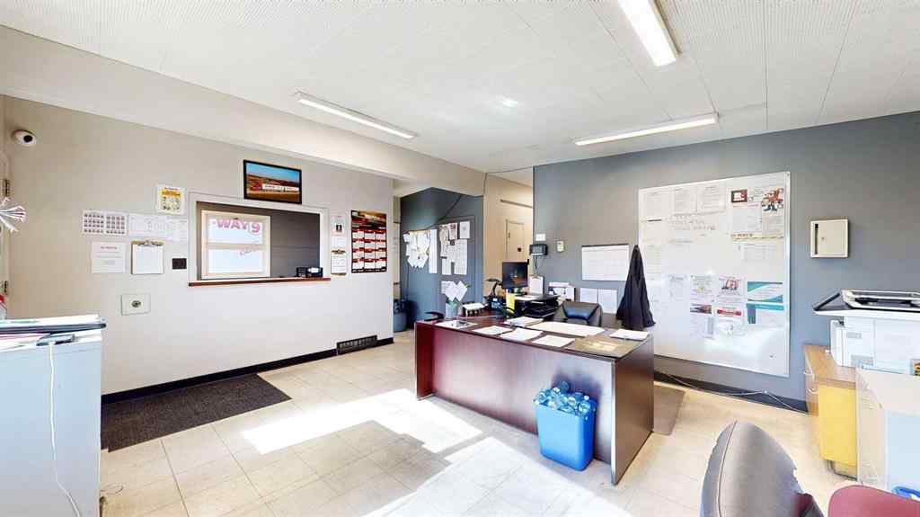 MLS® A2265341 - 666 15 Street SW in South West Industrial Medicine Hat, Commercial