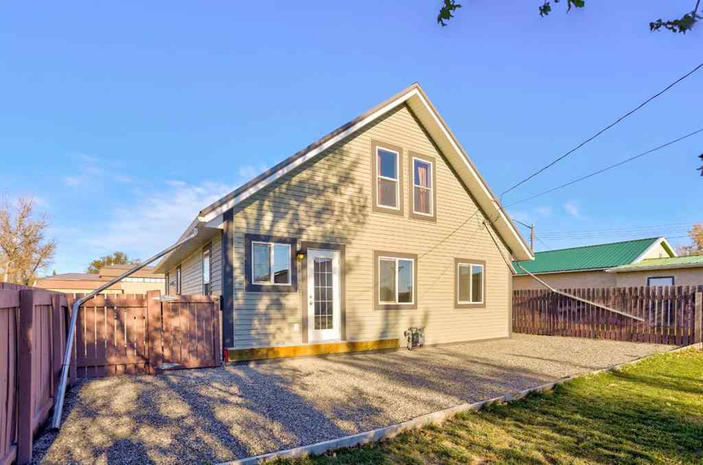 MLS® A2265342 - 215 6 Street  in NONE Cowley, Residential