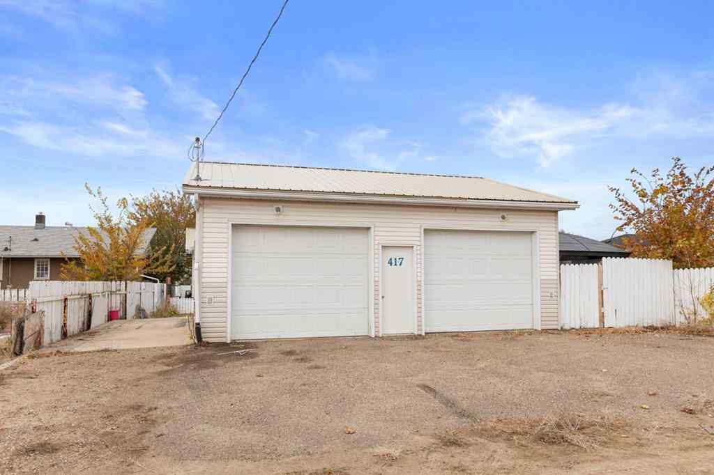 MLS® A2265349 - 417 2 Street SE in NONE Redcliff, Residential
