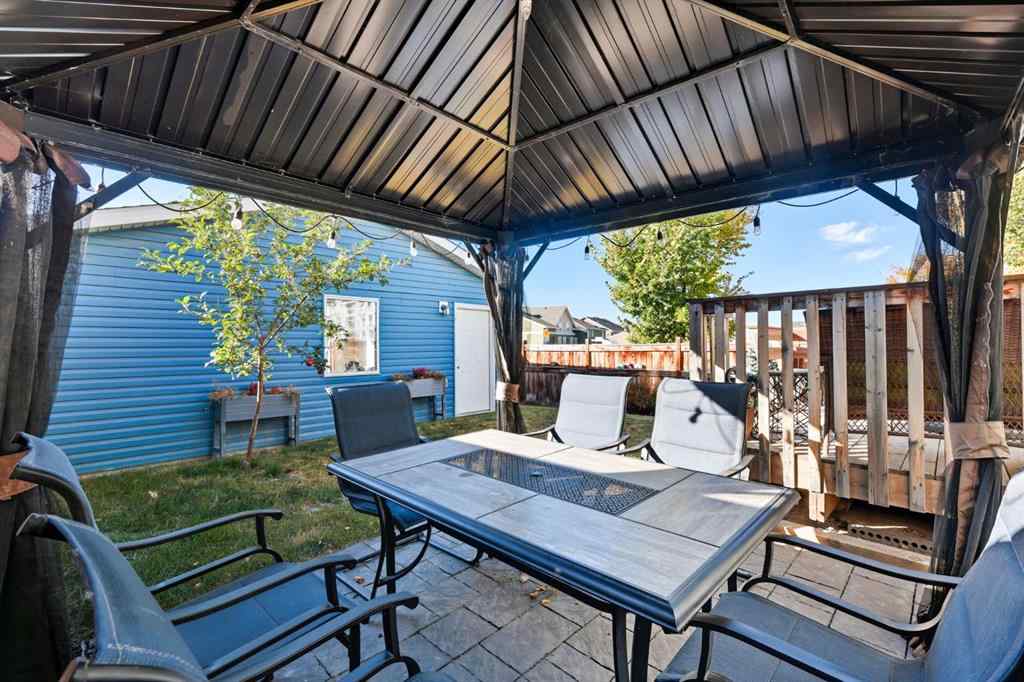 MLS® A2265350 - 93 Auburn Meadows View SE in Auburn Bay Calgary, Residential