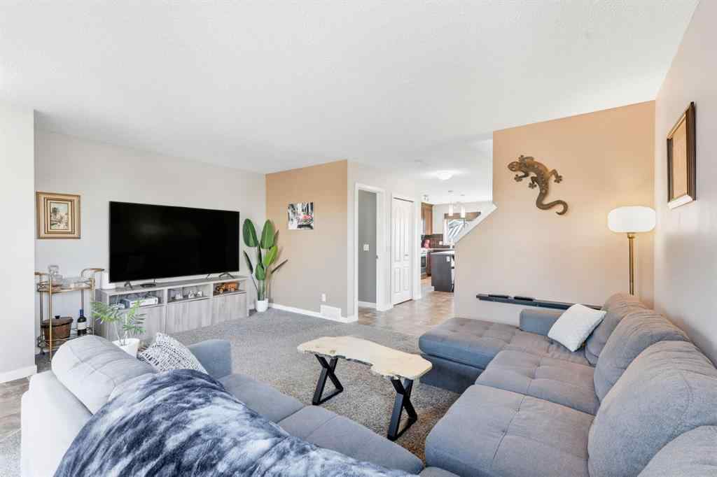 MLS® A2265350 - 93 Auburn Meadows View SE in Auburn Bay Calgary, Residential