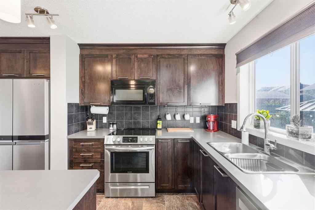 MLS® A2265350 - 93 Auburn Meadows View SE in Auburn Bay Calgary, Residential