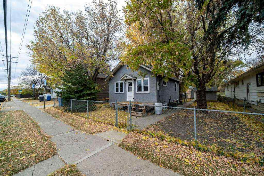 MLS® A2265353 - 619 Industrial Avenue SE in River Flats Medicine Hat, Residential